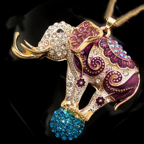 Purple Crystal Circus Elephant Balancing On Ball As A Necklace - Betsey Johnson - Picture 4 of 5